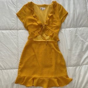 Women's yellow dress
